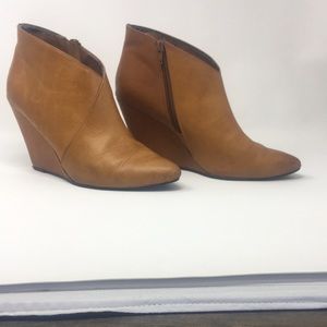 Seychelles leather booties size 9
